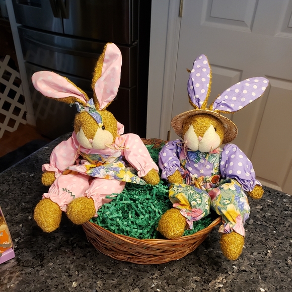 EASTER ITEMS, 5 Easter items Plus a couple extras thrown in - Picture 10 of 13